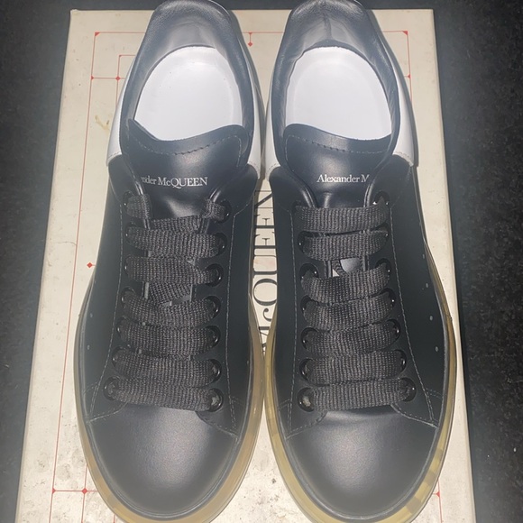 Alexander McQueen WMNS oversied transparent-sole sneakers. Sz. 38.5/8WMNS(us) - Picture 2 of 7